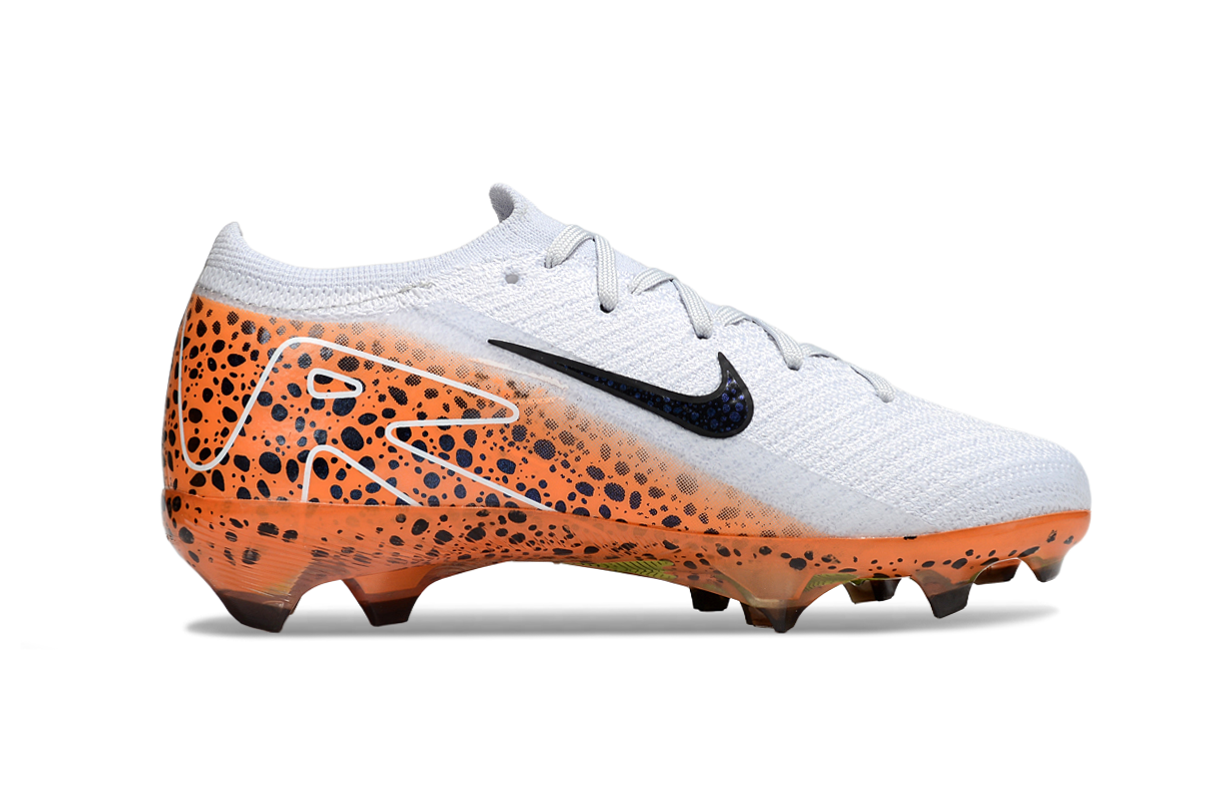 Assassin 16 children's football shoes