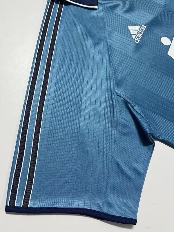 Retro Real Madrid 1999/00 Third away Jersey