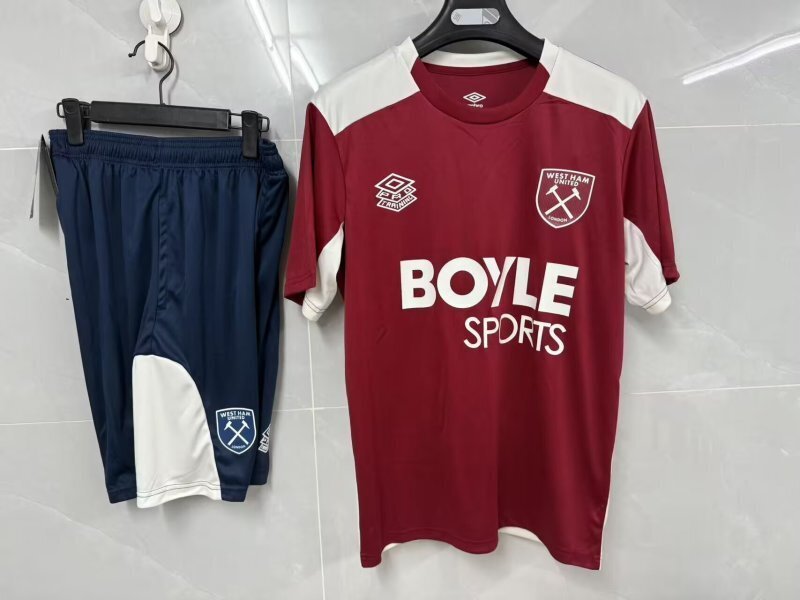 West Ham Red Training Suit 25-26
