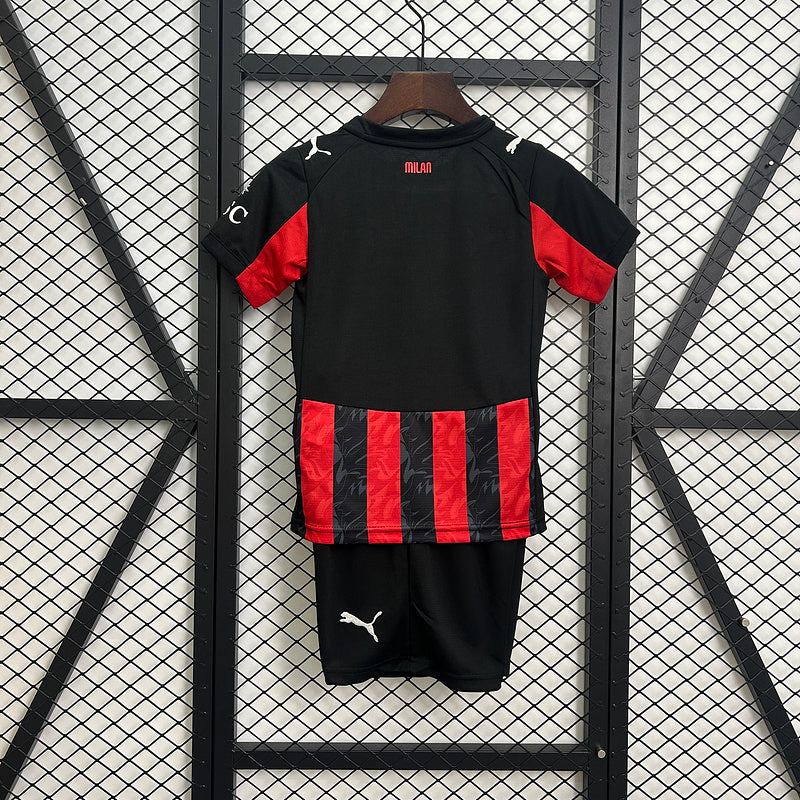 25-26 AC Milan home kid kit