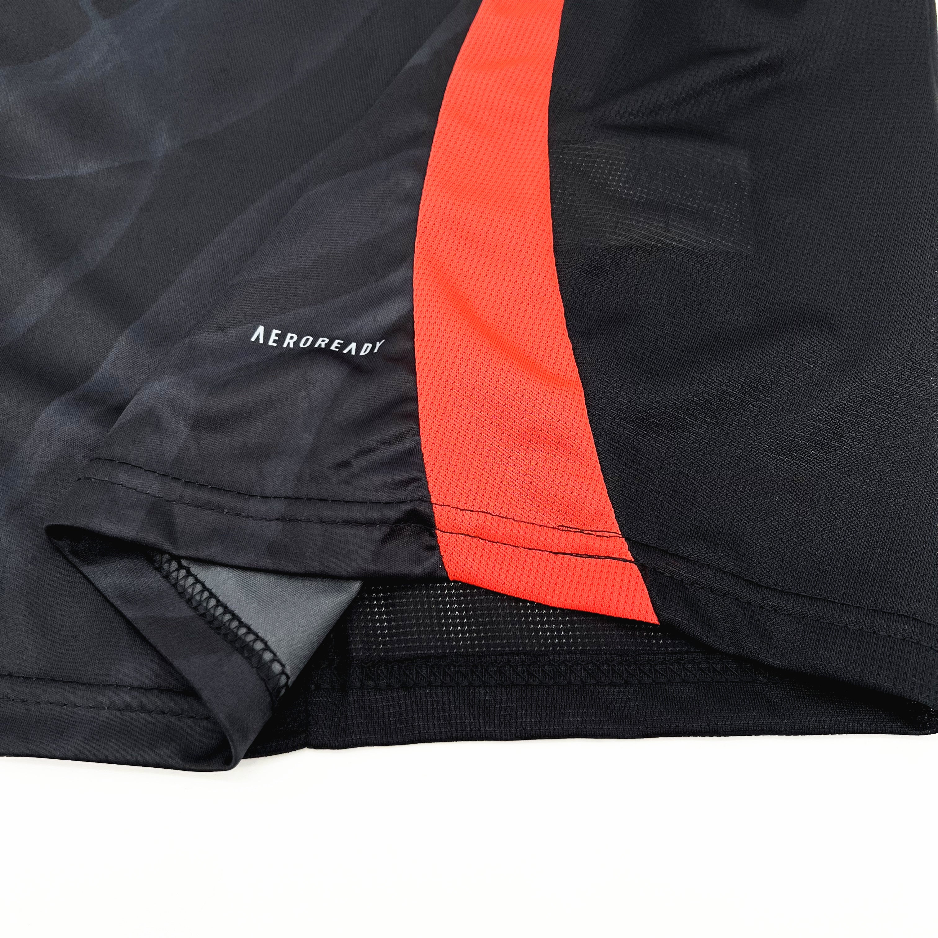 2024 Columbia away soccer jersey