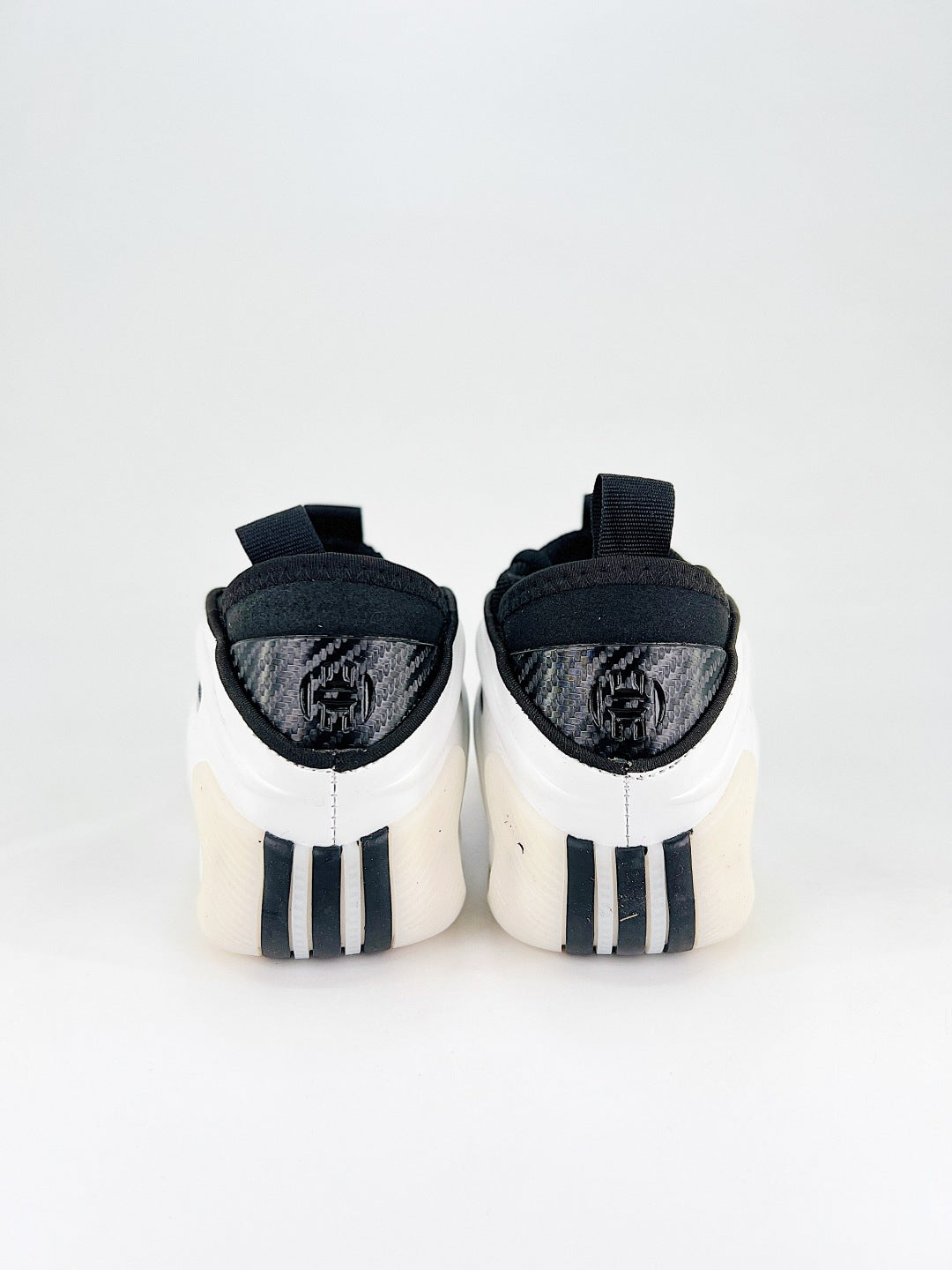 adidas HARDEN VOLUME 9