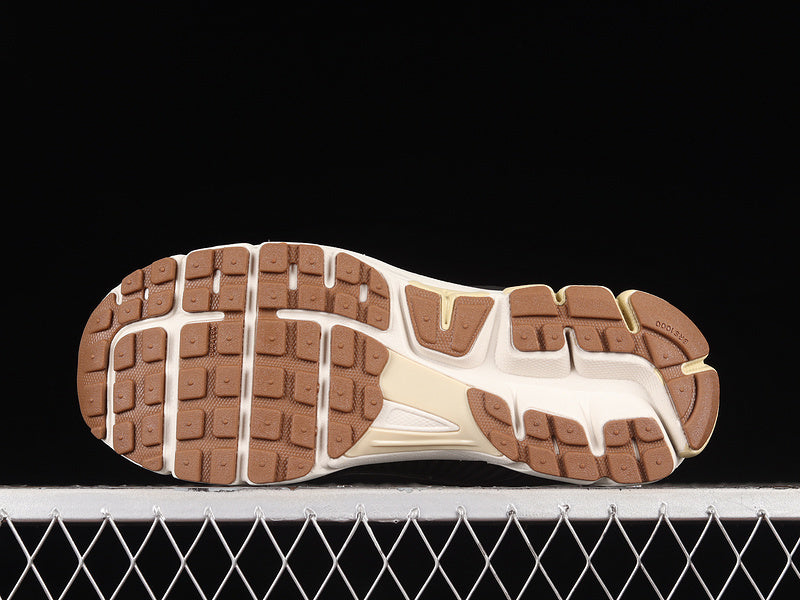 ZOOM VOMERO 5 BLACK SESEME/COCONUT MILK