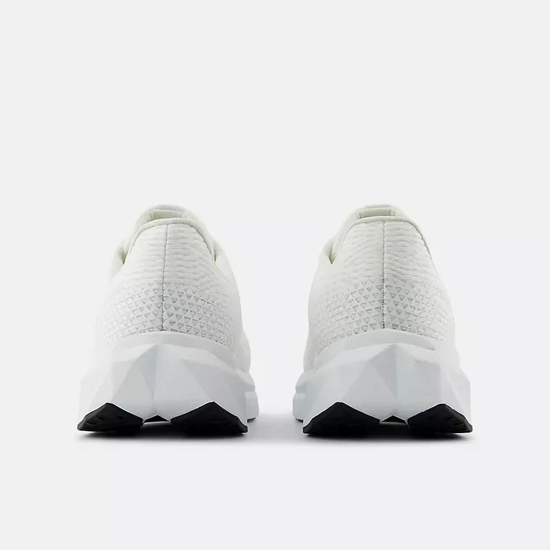 New balance FuelCell Propel v5