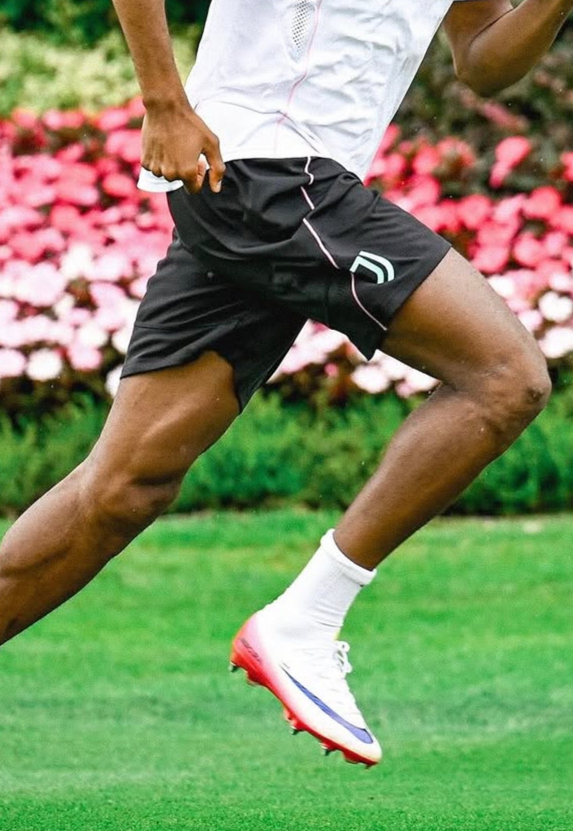 FOOTBALL SHORTS