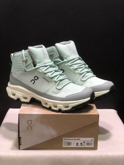 ON CLOUDROCK MID WATERPROOF