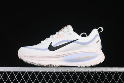 AIR ZOOM VOMERO 18