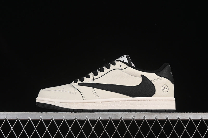 TRAVIS SCOTT X FRAGMENT DESIGN X AIR JORDAN 1 LOW OG SP