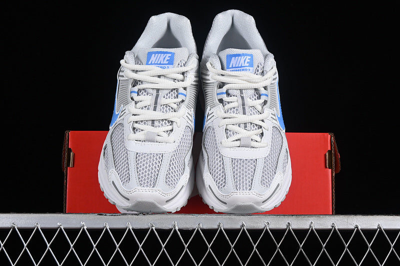 AIR ZOOM VOMERO 5 SUMMIT WHITE/UNIVERSITY BLUE/PHOTON DUST