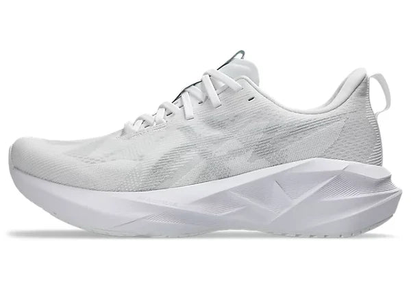 ASICS NOVABLAST 5