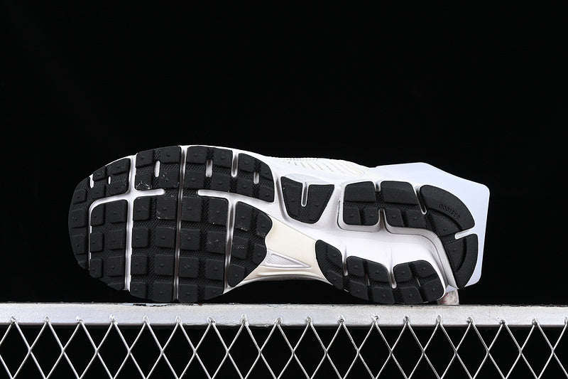 A COLD WALL ZOOM VOMERO 5 WHITE/GREY