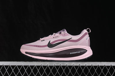 Nike Vomero 18