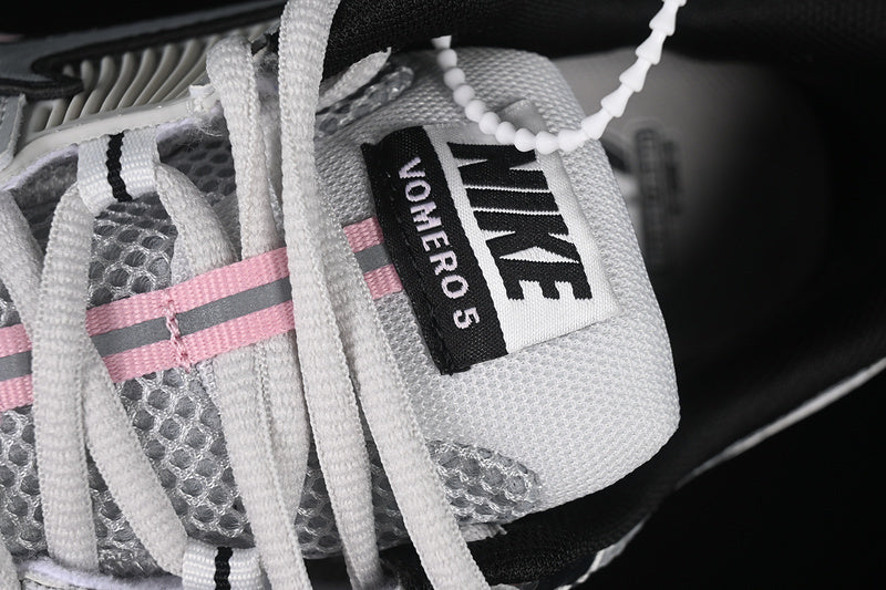 ZOOM VOMERO 5 METALLIC SILVER/PURE PLATINUM/PINK FOAM/PLATINUM TINT/BLACK