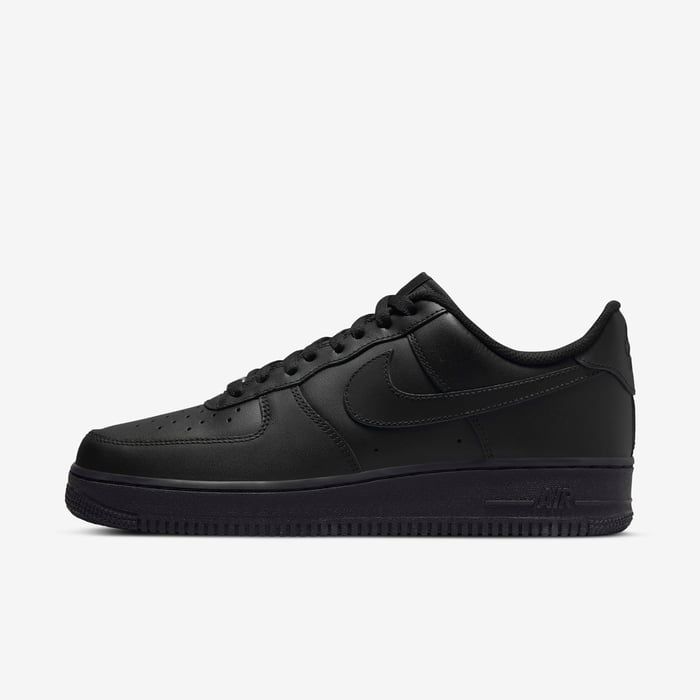 Nike (Size ; 43) TR.