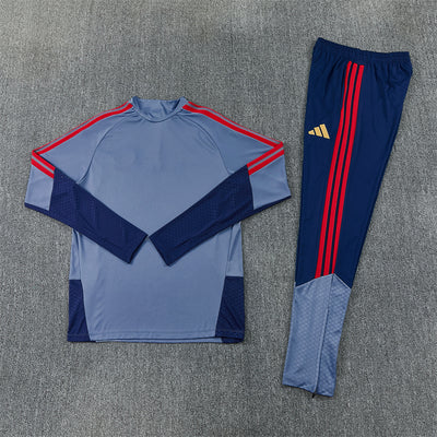 26-27 Season Bayern Munich Grey Color Football Sweater Set