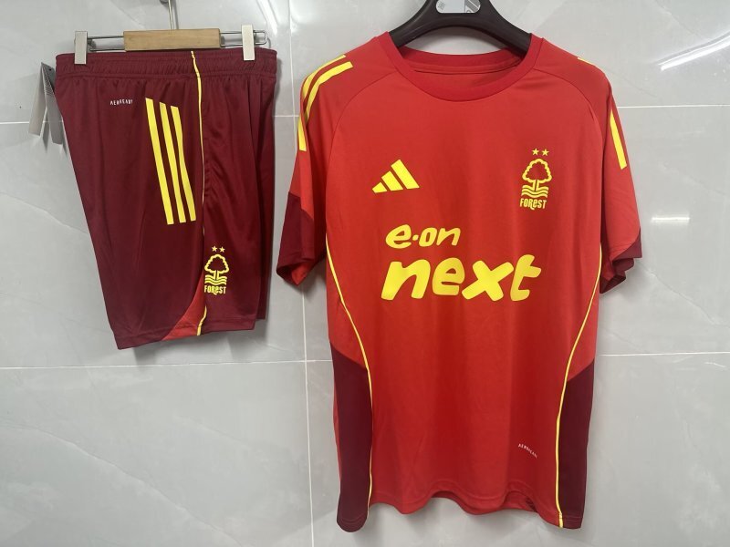 Nottingham Forest Training Soccer Suit 25-26