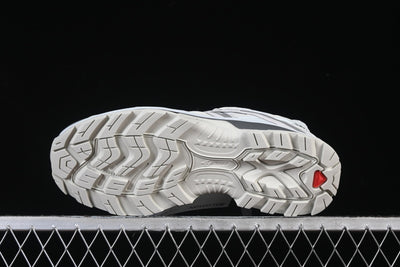 XT QUEST TRAIL RUNNING SHOES