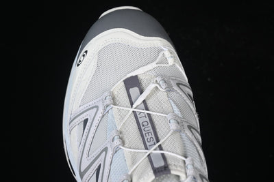 XT QUEST TRAIL RUNNING SHOES