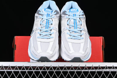 AIR ZOOM VOMERO 5 PHOTON DUST/SUMMIT WHITE/COOL GREY/METALLIC SILVER