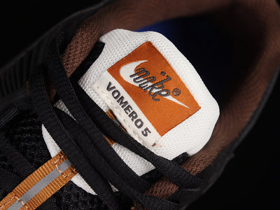 ZOOM VOMERO 5 BLACK SESEME/COCONUT MILK