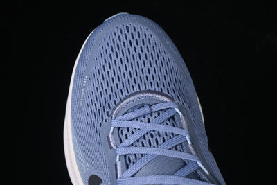 AIR ZOOM VOMERO 18