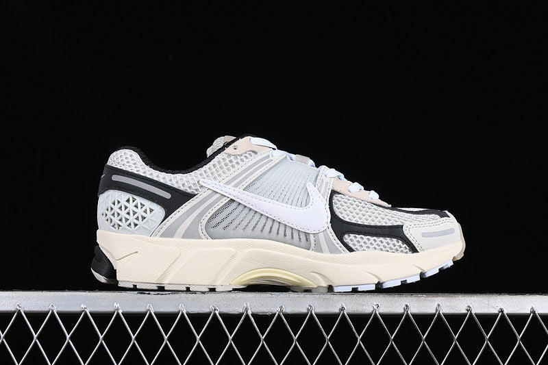 ZOOM VOMERO 5 SP WHITE/GREY/BLACK