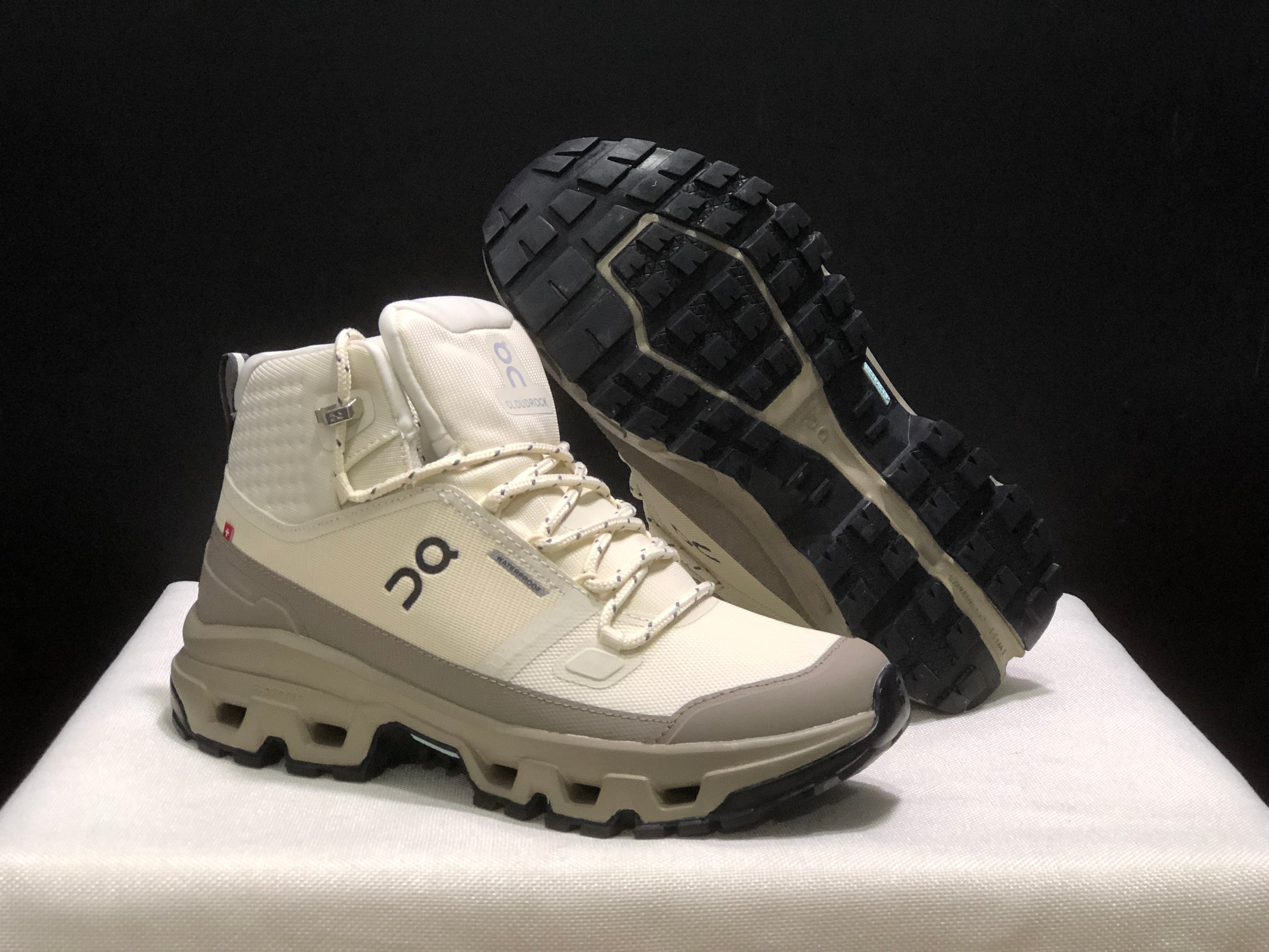 ON CLOUDROCK MID WATERPROOF