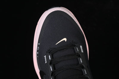AIR ZOOM VOMERO 18 GTX