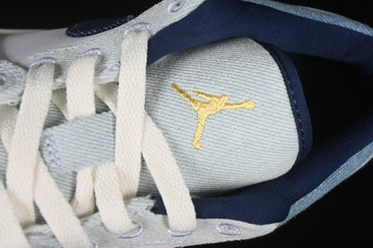 AIR JORDAN 1 LOW CANADIAN TUXEDO