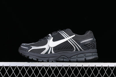 ZOOM VOMERO 5 SP WHITE/BLACK