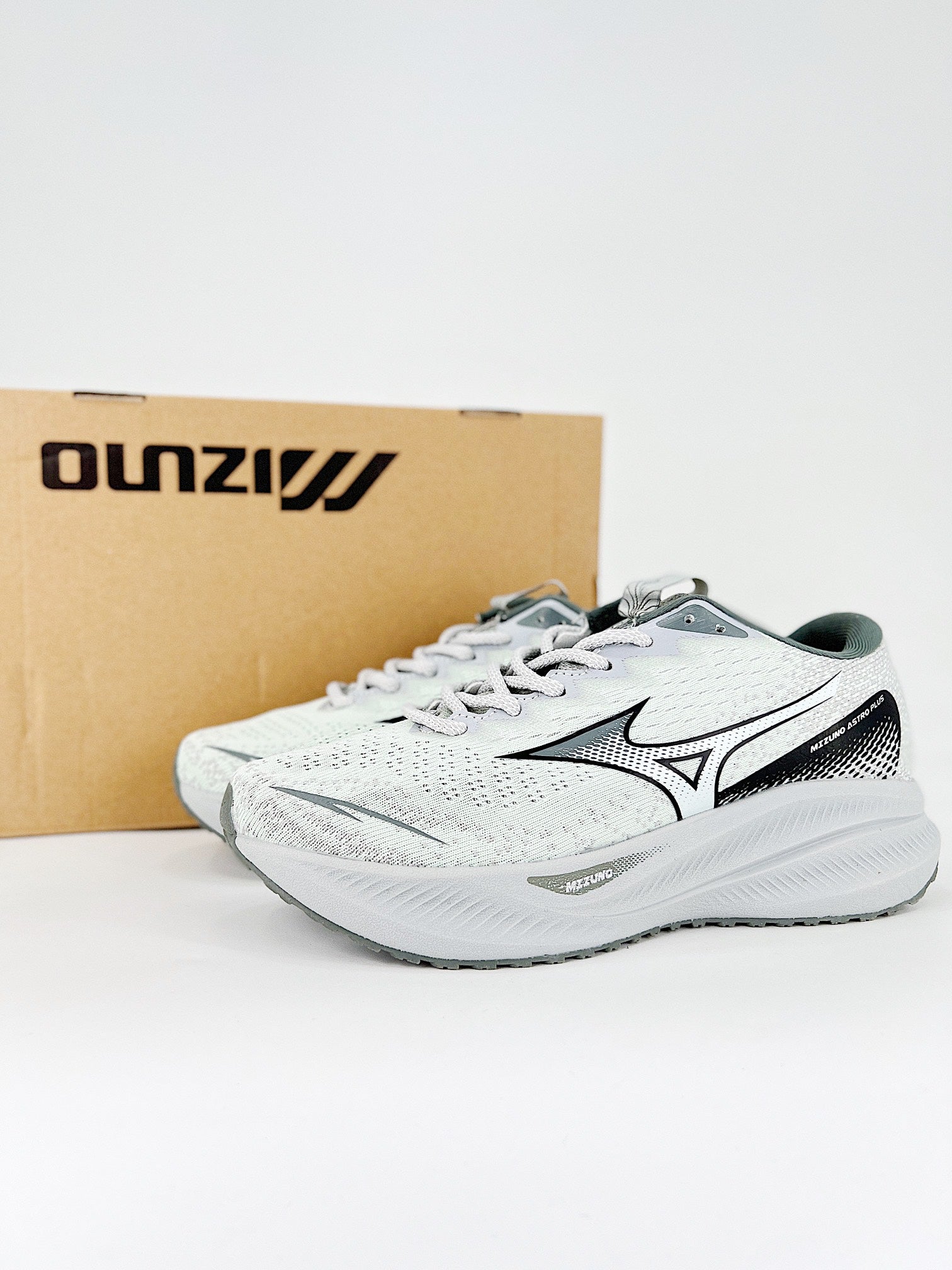 Mizuno ASTRO PLUS tm