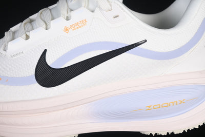 AIR ZOOM VOMERO 18