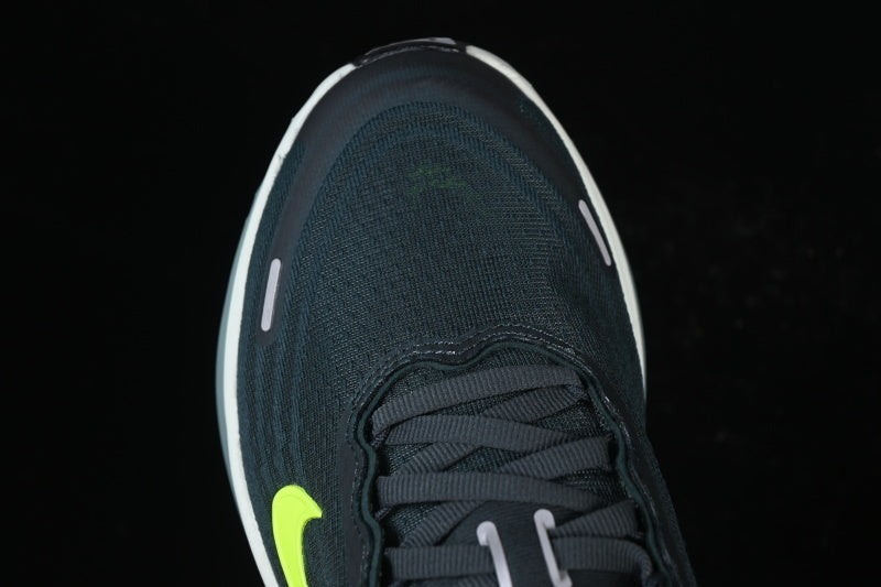 ZOOM VOMERO PLUS AIR