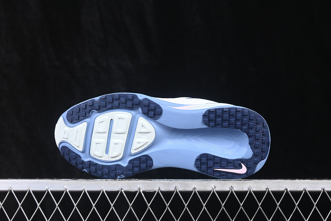 Nike Vomero 18