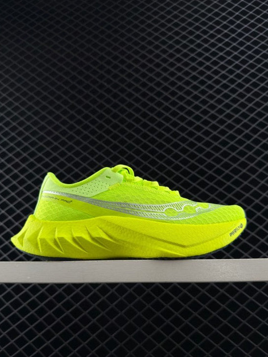 SAUCONY ENDORPHIN PRO4