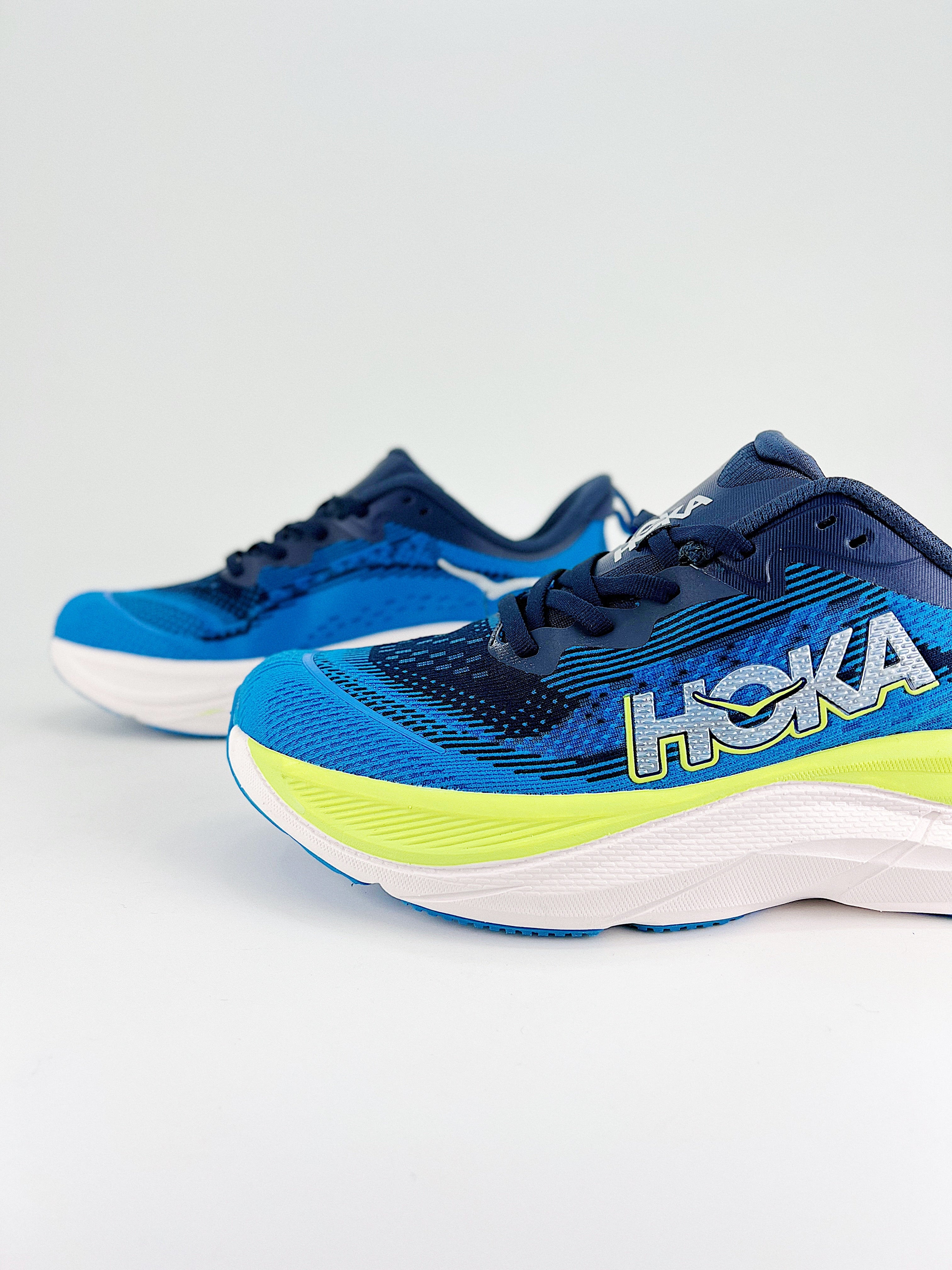 HOKA M SKYFLOW TM