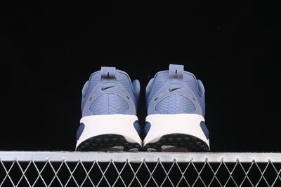 AIR ZOOM VOMERO 18
