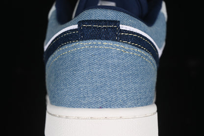 AIR JORDAN 1 LOW CANADIAN TUXEDO