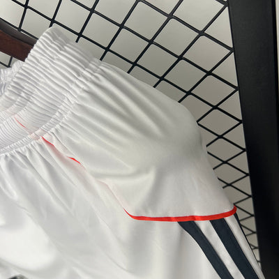 25-26 Bayern away shorts