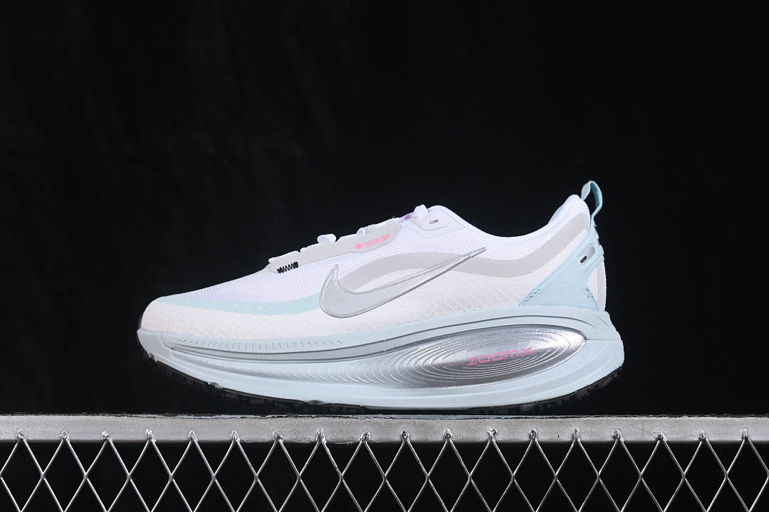 Nike Vomero 18