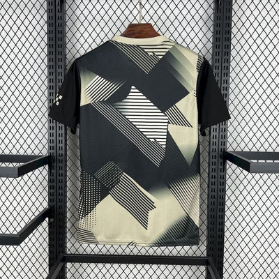 25-26 MANCHESTER CITY  Black and yellow concept version Jersey