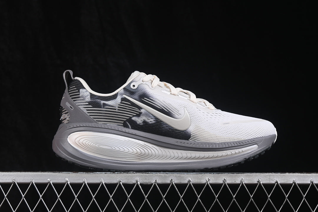 Nike Vomero 18