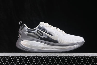 Nike Vomero 18