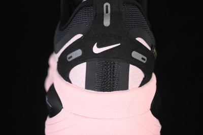AIR ZOOM VOMERO 18 GTX