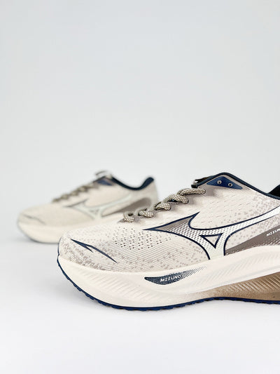 Mizuno ASTRO PLUS Tm