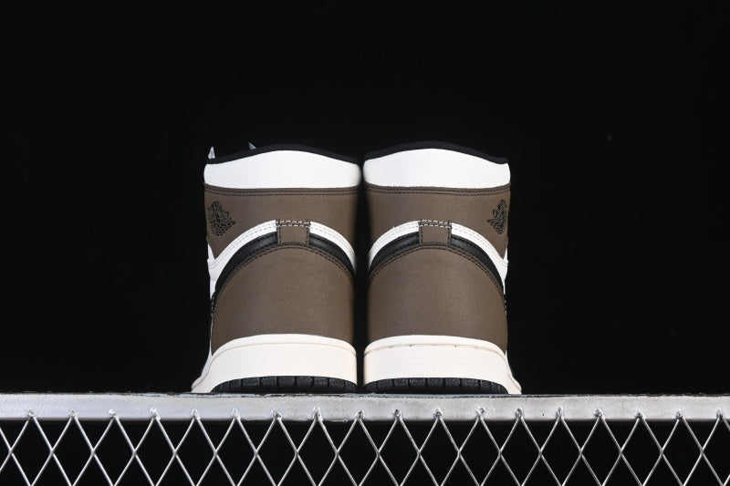AIR JORDAN 1 HIGH OG AJ1