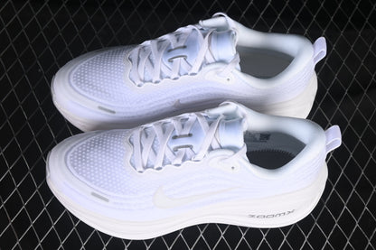 VOMERO PLUS WHITE METALLIC