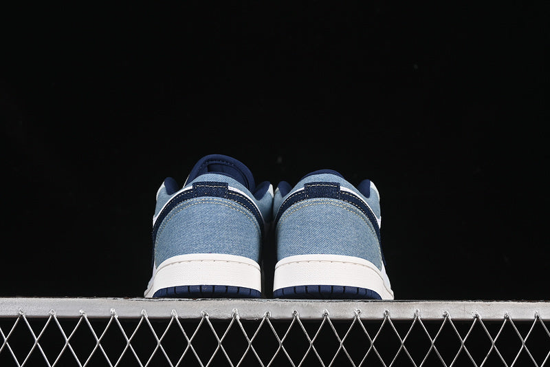 AIR JORDAN 1 LOW CANADIAN TUXEDO