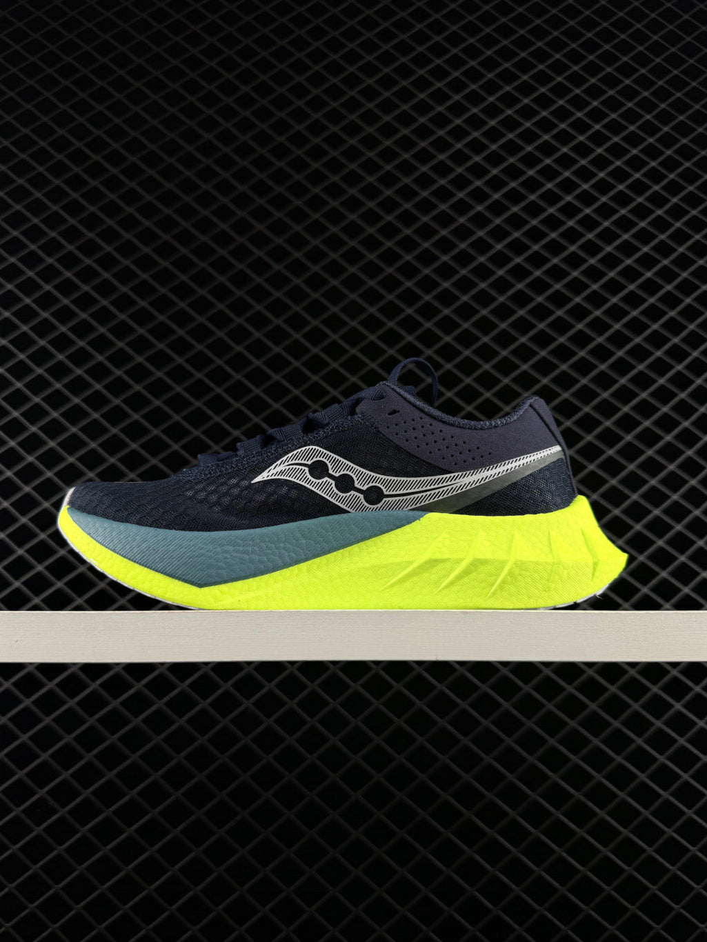 SAUCONY ENDORPHIN PRO4