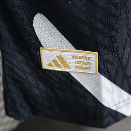 Manchester United 24-25 pre match training shirt